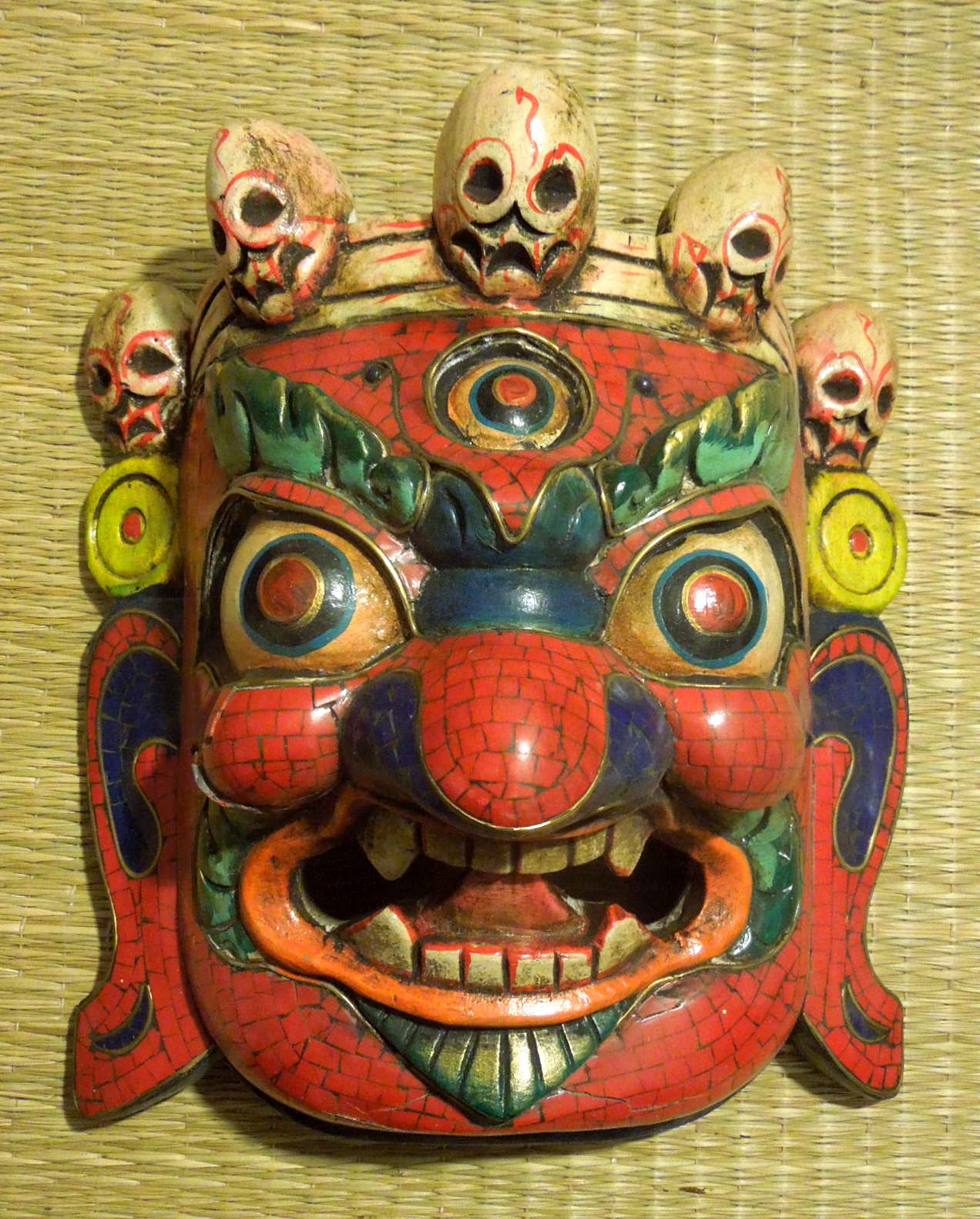 Bhairab - poškozená maska