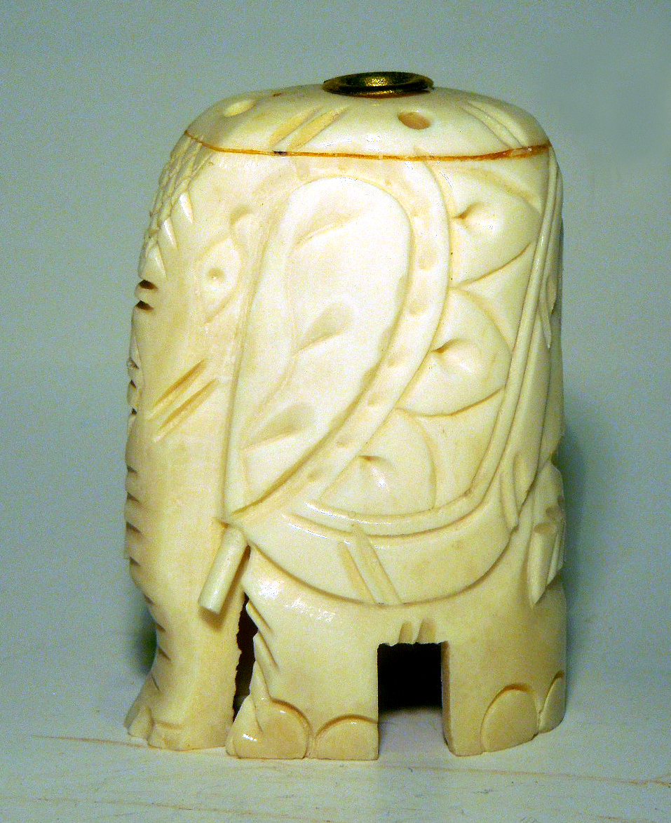 Slon - stojánek