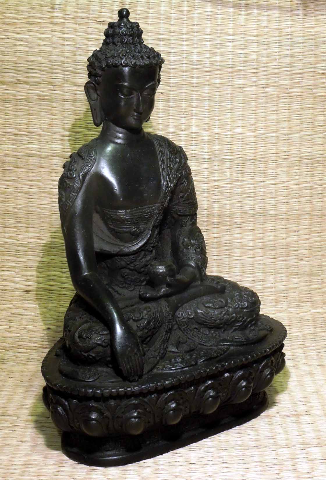 Buddha s gestem probuzení
