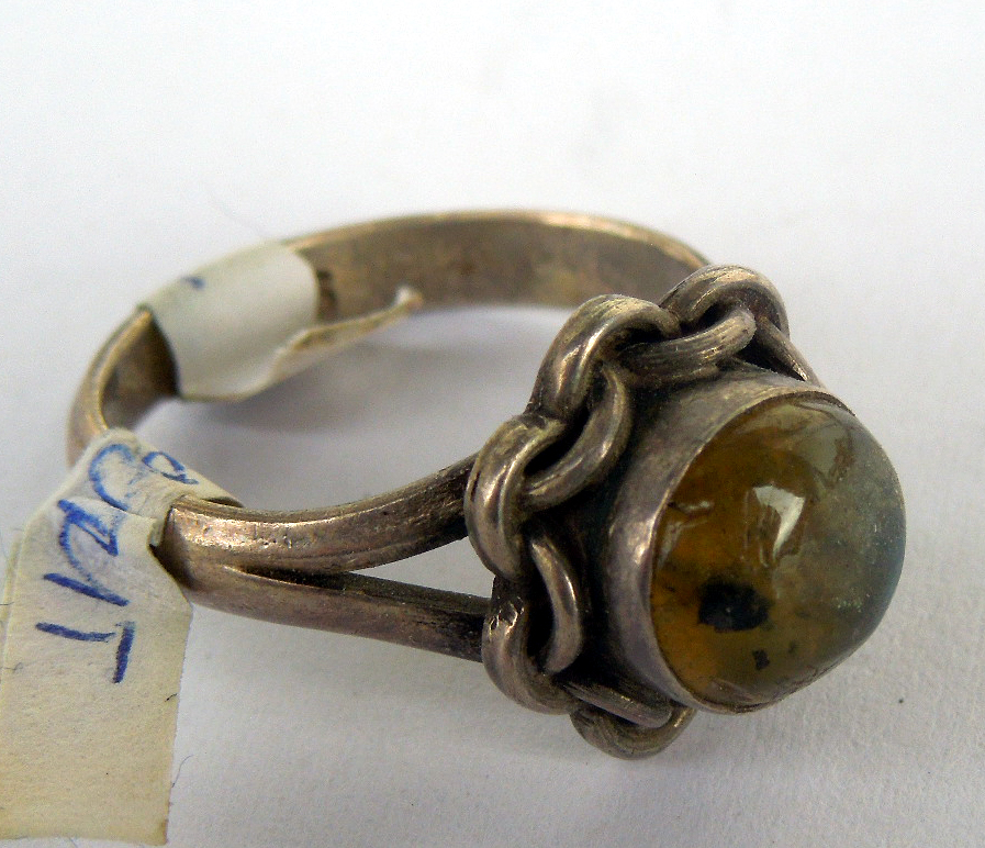 Prsten s labradoritem