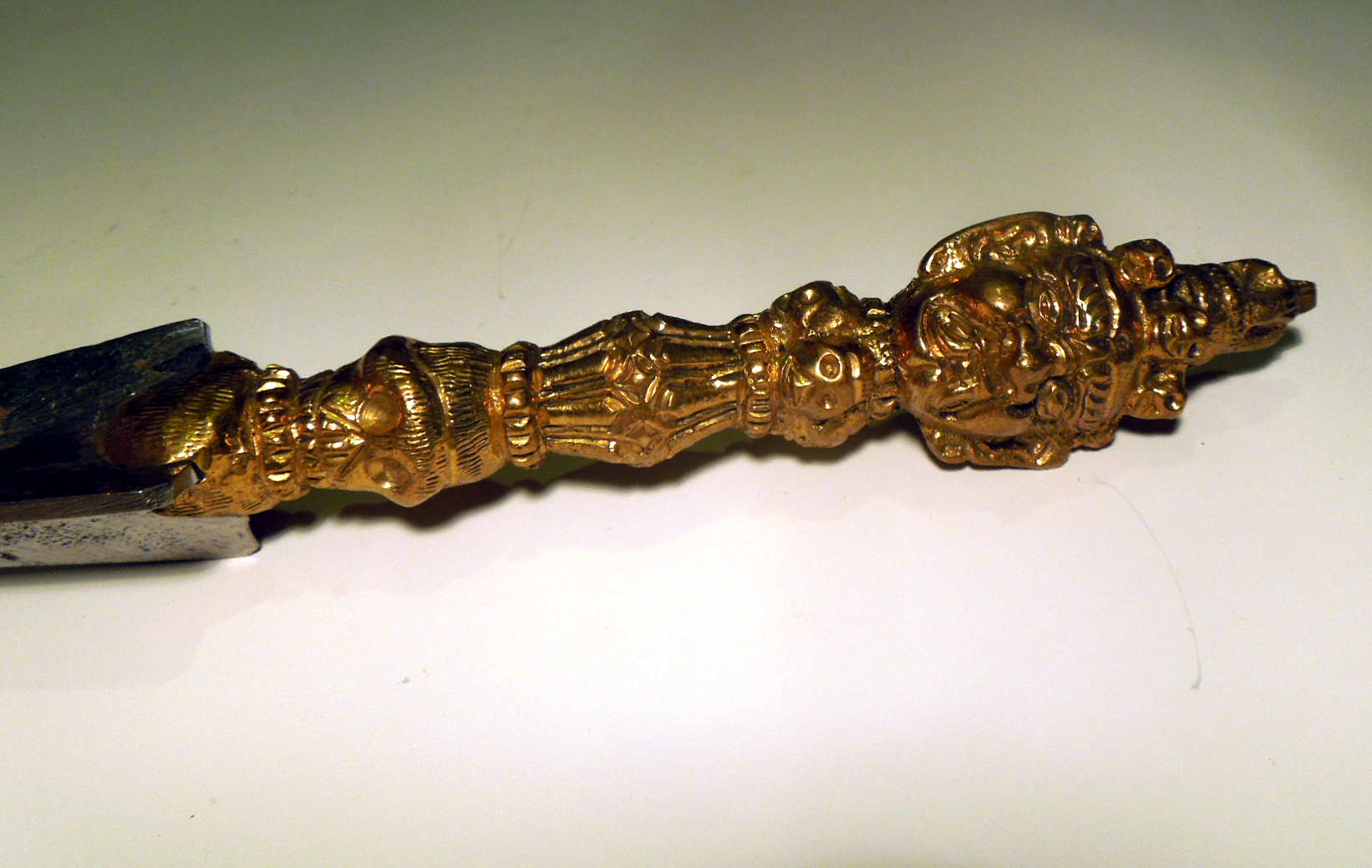 Phurba ze dvou kovů