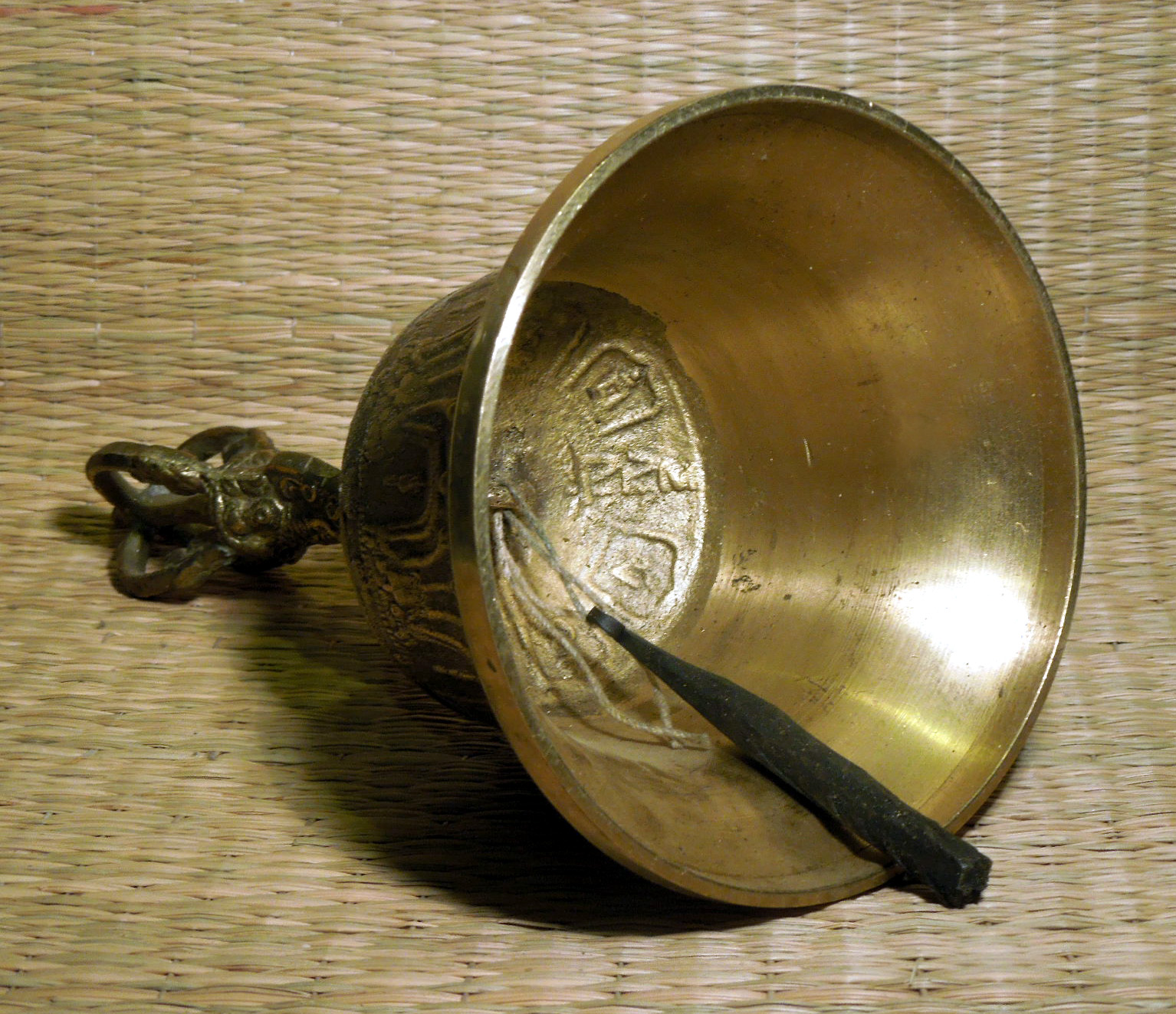 Buddhistický rituální zvonek dilbu