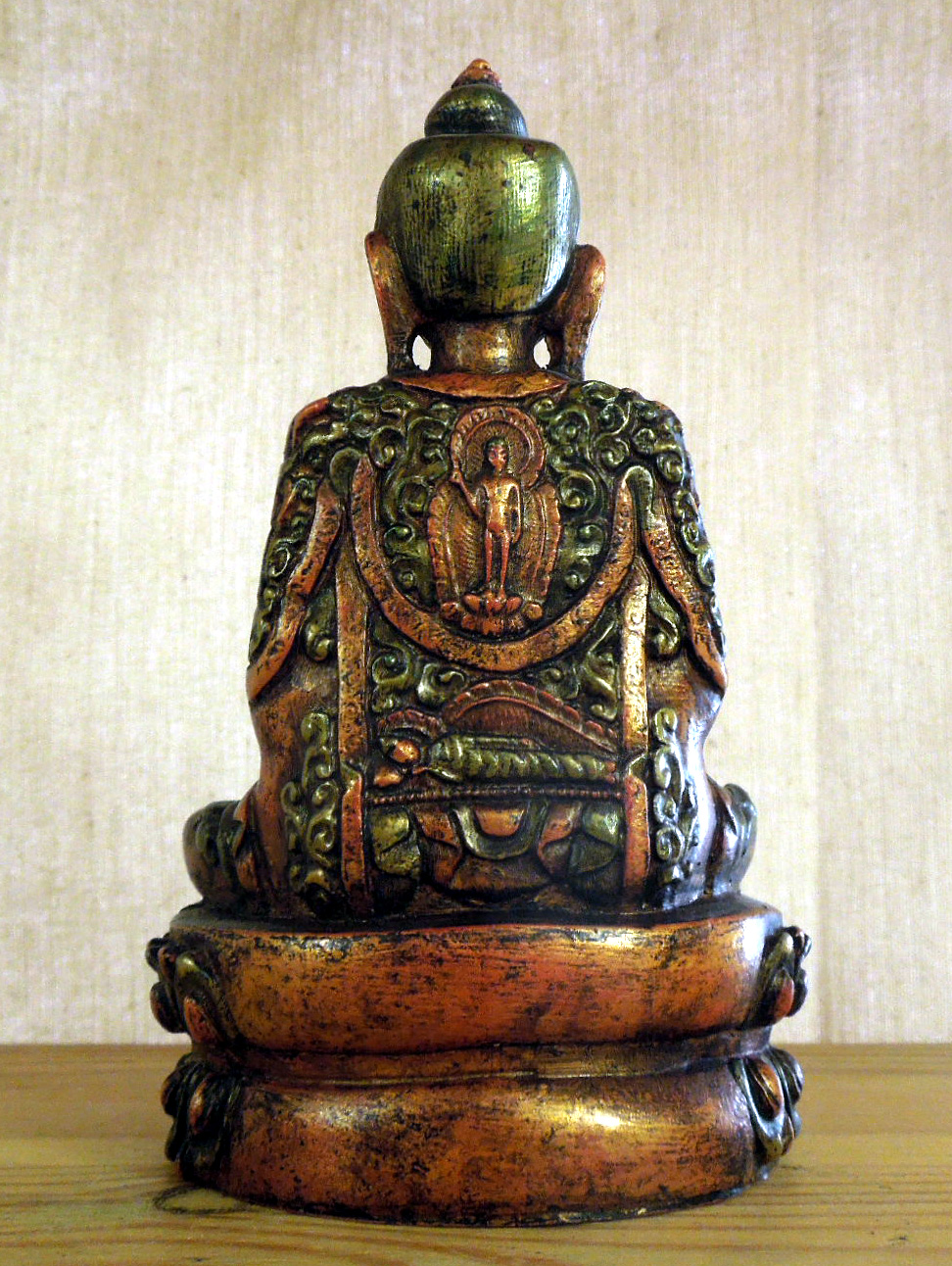 Buddha s gestem meditace