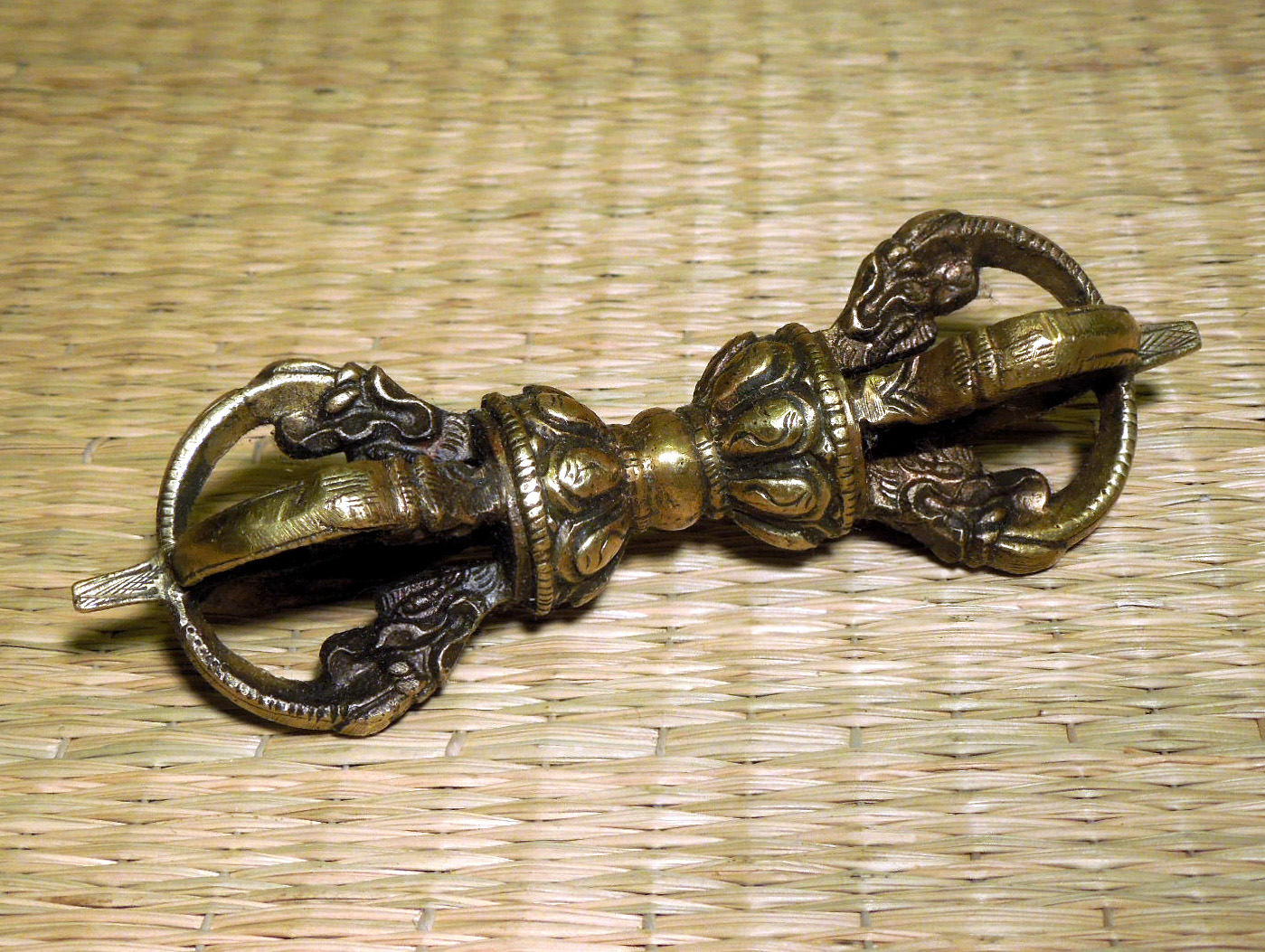 Tibetský zvonek dilbu a dordže